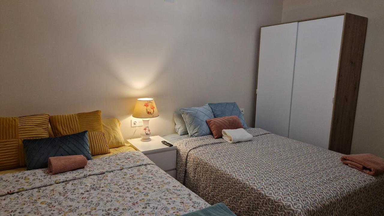 Piso Completo Centrico Y Habitaciones En El Casco Antiguo De Salamanca Buitenkant foto